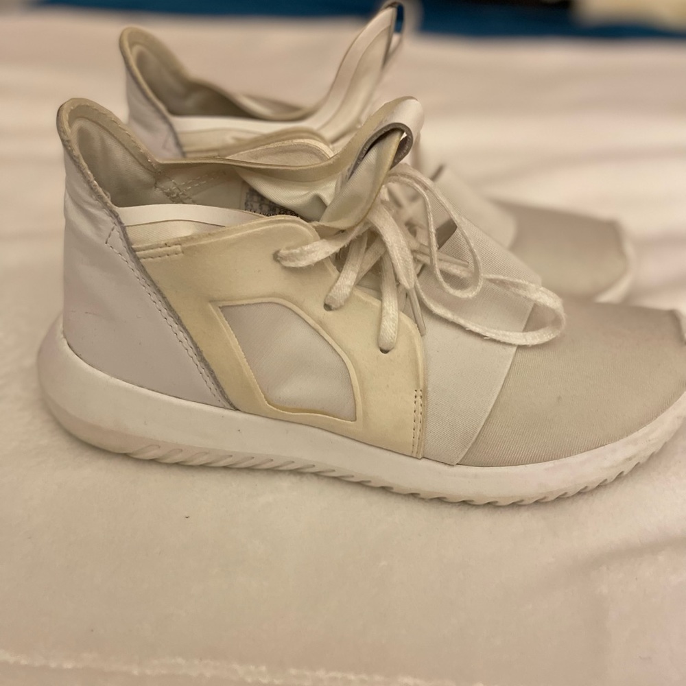 Adidas Tubular Sneakers
